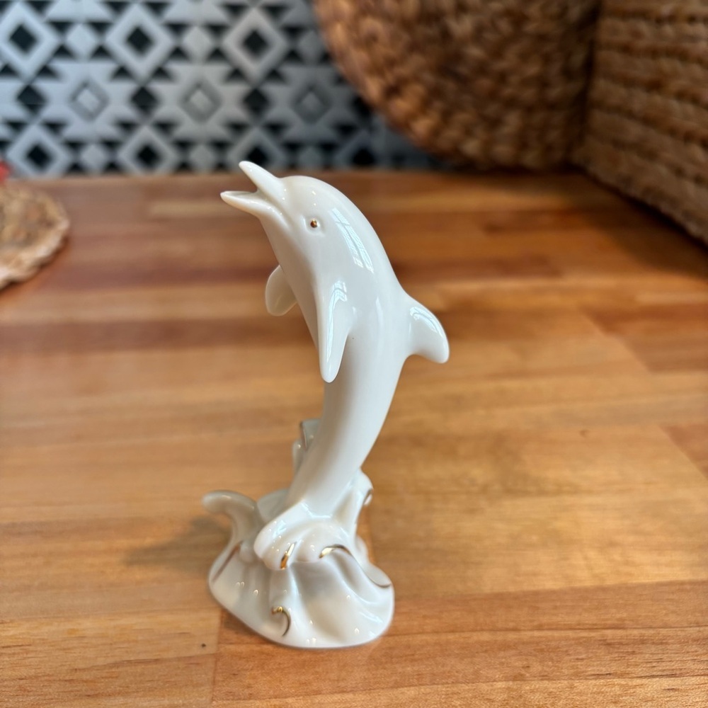 Lenox Vintage Porcelain Dolphin on Waves Figurine Gold Trim Detail Statue - Picture 2 of 8